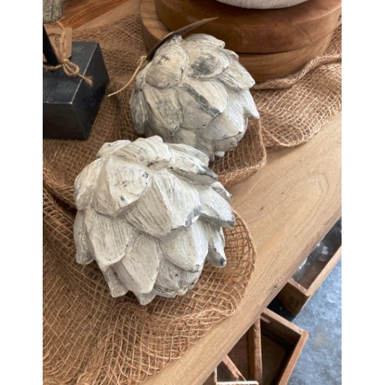 DISTRESSED ARTICHOKE