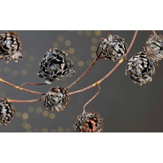 Baranti Bud Wreath