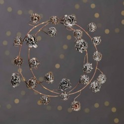 Baranti Bud Wreath