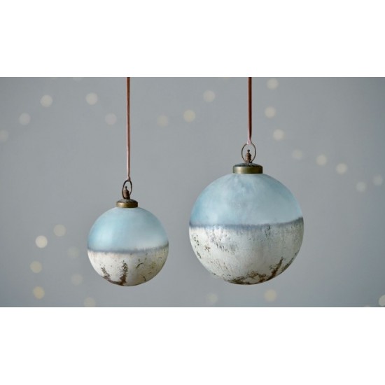  Ngolo giant bauble - Small